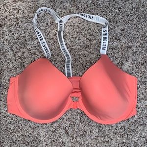 VS Lightly-Lined T-Shirt Bra (front closure)